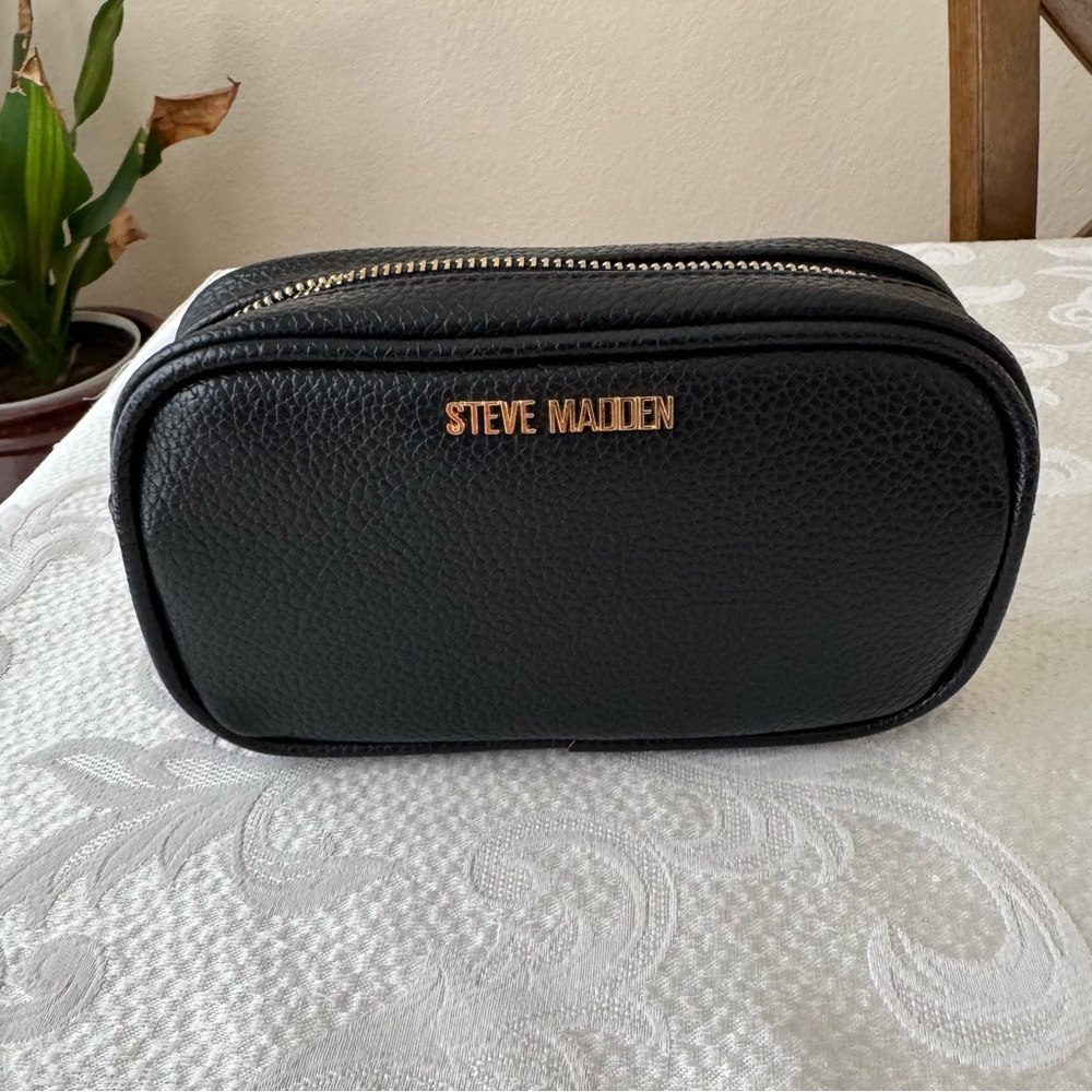 Steve Madden Black Belt Bag